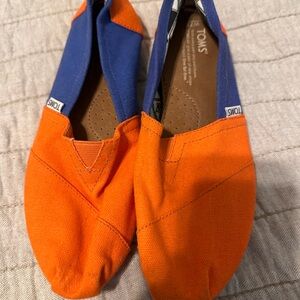 TOMS Blue and Orange Flats - Size 7.5W